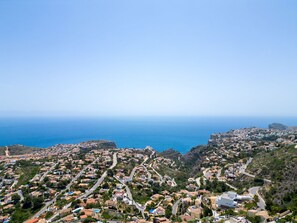 Blue, Horizon, Summer, Residential Area, Sea, Coast, Coastal And Oceanic Landforms, Ocean, Suburb, Bird'S-Eye View