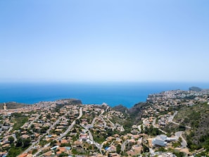 Blue, Horizon, Summer, Residential Area, Sea, Coast, Coastal And Oceanic Landforms, Ocean, Suburb, Bird'S-Eye View
