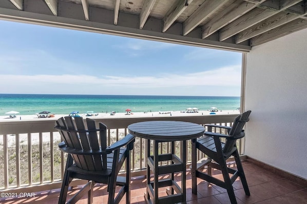 Family Room Balcony looking out