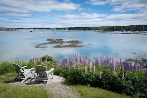 Waterfront home, overlooking Southwest Harbor, walk to town!