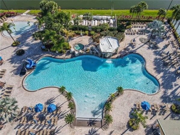 Community Infinity Pool