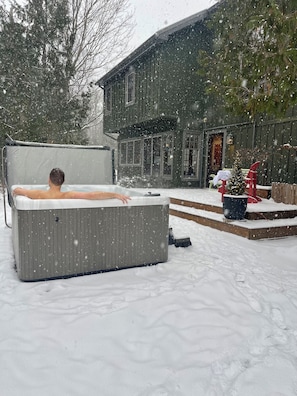 Bain à remous extérieur