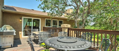 Monument Vacation Rental | 5BR | 3.5BA | 3,526 Sq Ft | Multi-Story Home