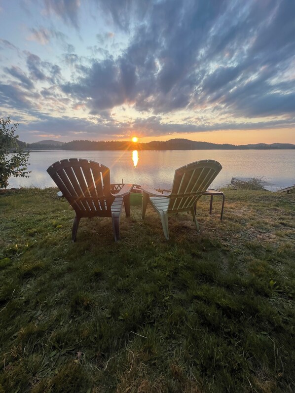 Sunset in front of the fire pit, 2023
