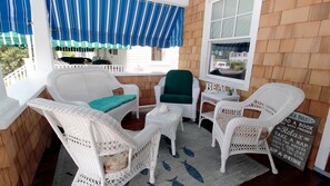 Covered Front Porch with Outdoor Seating