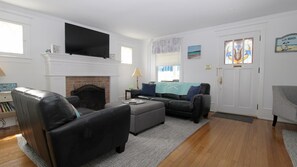 Entrance into Living Room
