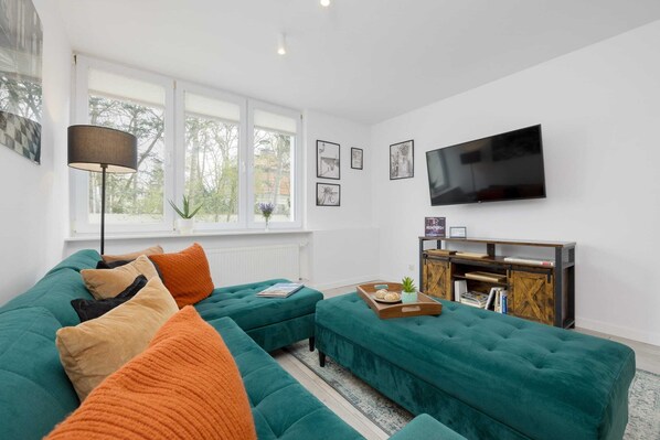 Unwind on the comfortable sofa that can be converted into double bed.