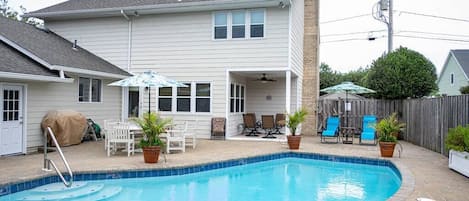 Private pool - fully enclosed privacy fence with plenty of seating and a gas grill.