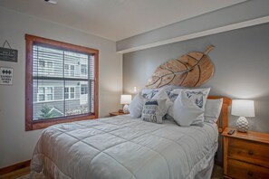 Bedroom with queen bed