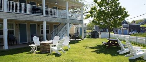 Outdoor sitting area