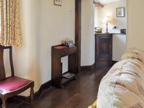 Comfortable living room | Stable Cottage - Yew Tree Cottage & Stable Cottage, Windermere