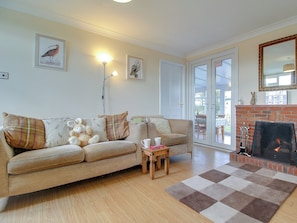 Living area | Curlew Cottage, Thorpe St Peter, near Skegness