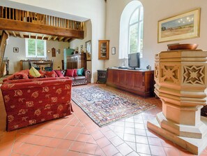 Living room/dining room | St Andrews Church, Panton