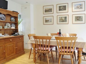 Delightful farmhouse kitchen style dining area | Laundry Cottage - Thorpe Hall Cottages, Rudston, near Bridlington