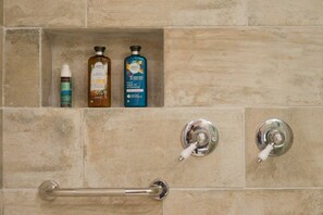 Bathroom amenities