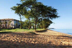 Beautiful Kā‘anapali beach is right in front of the resort.