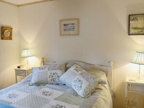 Double bedroom | Larachan, Scarfskerry near Castletown