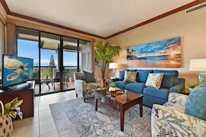 Kapalua Golf Villas 19T6 living room1