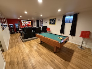 Spielezimmer
