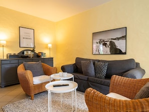Ferienhof Homann Sauerland Landhof 3, behindertenfreundlich, 65qm, 2 Schlafzimmer, 1 Wohn-/ Schlafzimmer, max. 4 Personen