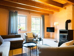 Ferienhof Homann Sauerland Landhof 1, 90qm, 3 Schlafzimmer, 1 Wohn-/ Schlafzimmer, max. 6 Personen