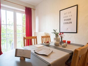 Ferienhof Homann Sauerland Landhof 4, 65qm, 2 Schlafzimmer, 1 Wohn-/ Schlafzimmer, max. 4 Personen