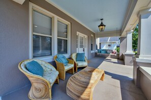 Front Porch - There is plenty of seating on the porch.