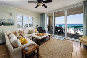 Living room with floor-to-ceiling sliders