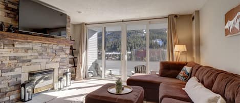 SB204 Snowbridge 2Br 2Ba 