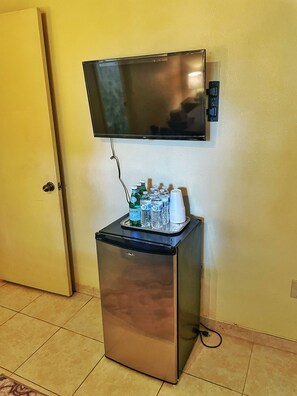 32" TV and Personal refrigerator