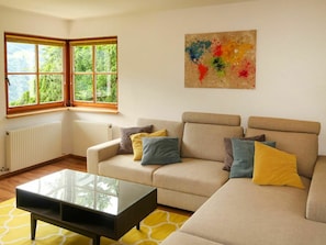 Furniture, Couch, Property, Green, Window, Interior Design, Lighting, Living Room, Architecture, Yellow