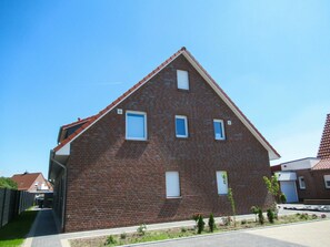 Plant, Sky, Building, Window, Brick, House, Tree, Wood, Brickwork