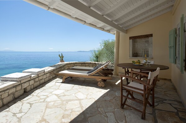 Bijou Sea View