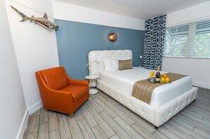 Unit with Queen size bed