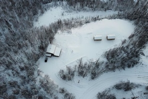 Skidåkning och snöaktiviteter