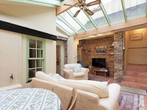Bright and airy atrium | Clarence House, Dartmouth