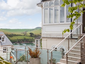 Outdoor area | Muffins, Salcombe