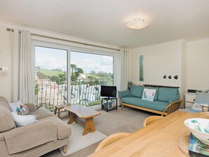 Living room/dining room | Rockvale 2, 
