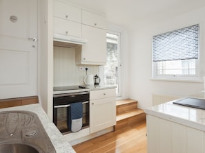 Well equipped kitchen area | College View Lower, Kingswear