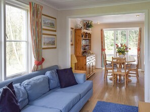 Light and airy living space | Meadows End - Meadowcroft Cottages - Meadowcroft Cottages, near Bowness-on-Windermere