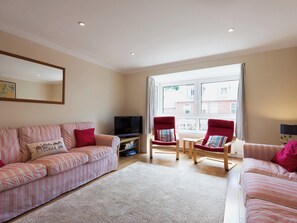Living area | Oakridge, Salcombe