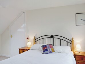 Double bedroom | Shore Cottage, Bellochantuy near Campbeltown