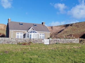 Exterior | Shore Cottage, Bellochantuy near Campbeltown