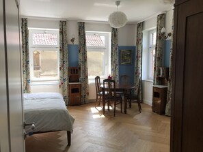 Blick ins Parkettzimmer