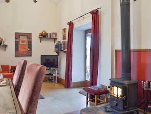 Welcoming living area | Silk Hill Stables, Whaley Bridge near Buxton