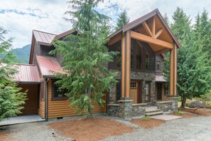 Big Buck Lodge