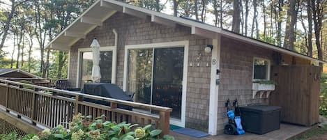 A view of the cottage from the two car parking area.