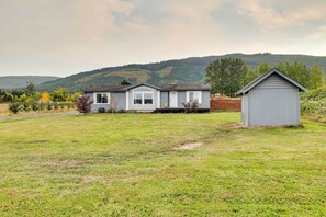 Exterior | Mountain Views | Single-Story Home