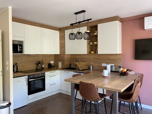 Cuisine équipée 