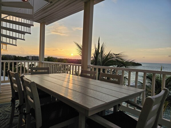 Incredible oceanfront views from all over the home, making this your own oasis.
